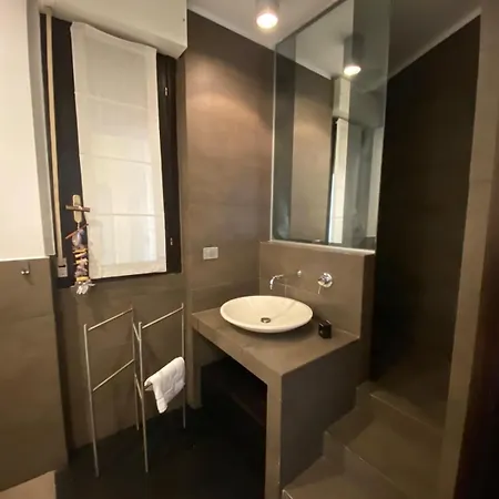 Apartment The Style Comfortable For Metro, Fs Station And Hospital San Donato Milanese